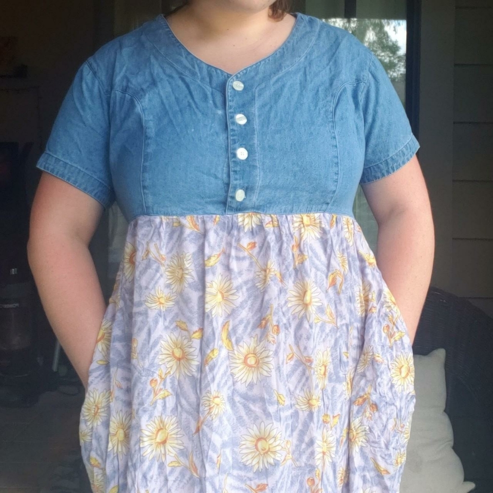 Vintage boho chambray button down daisy floral midi maxi dress